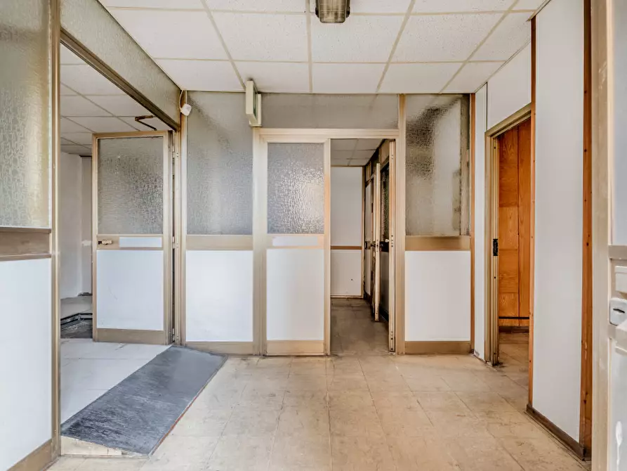 Immagine 25 di Laboratorio in vendita  in Via di Pietralata a Roma