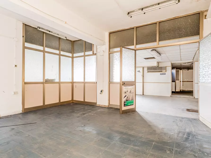 Immagine 22 di Laboratorio in vendita  in Via di Pietralata a Roma