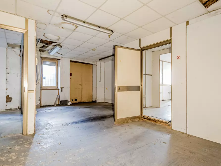 Immagine 11 di Laboratorio in vendita  in Via di Pietralata a Roma