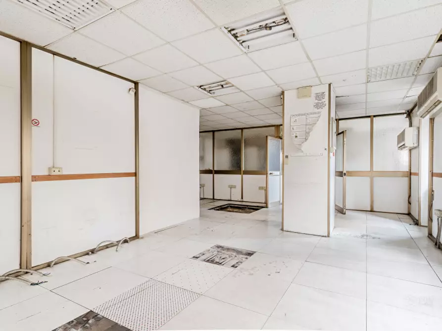Immagine 4 di Laboratorio in vendita  in Via di Pietralata a Roma