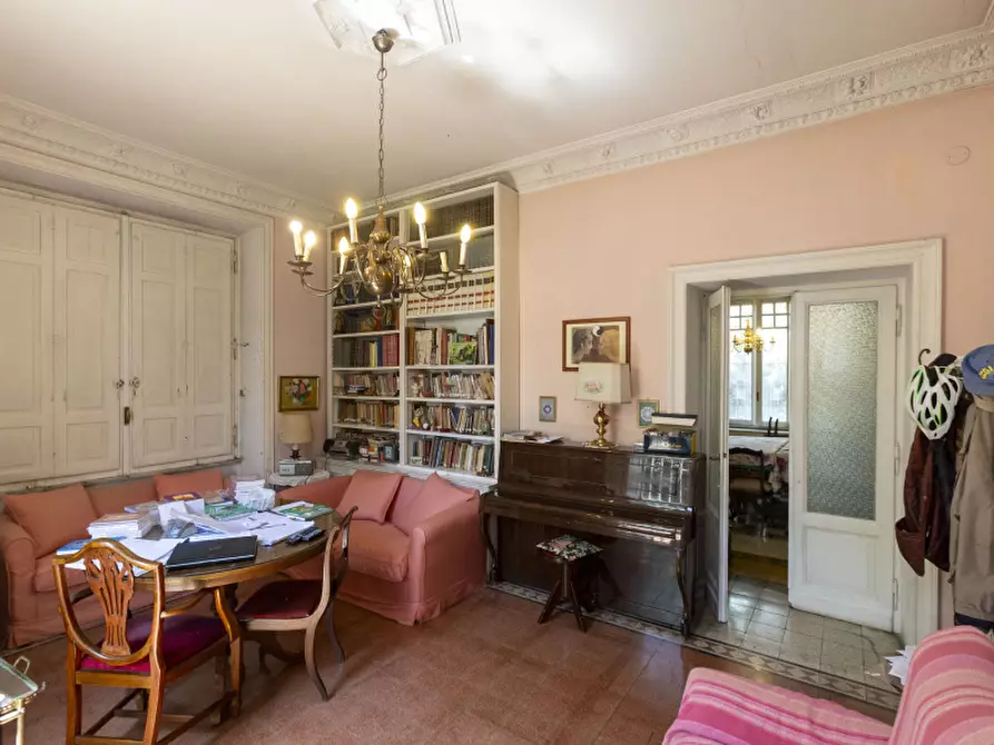 Immagine 27 di Villa in vendita  in Via Colfiorito a Roma
