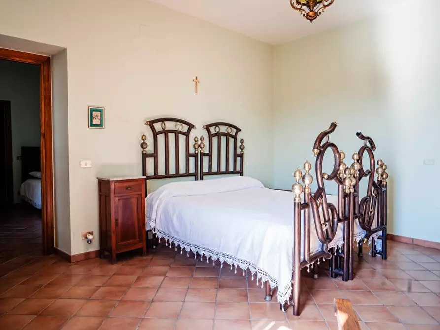Immagine 21 di Rustico / casale in vendita  in Via Roma a Castelnuovo Cilento
