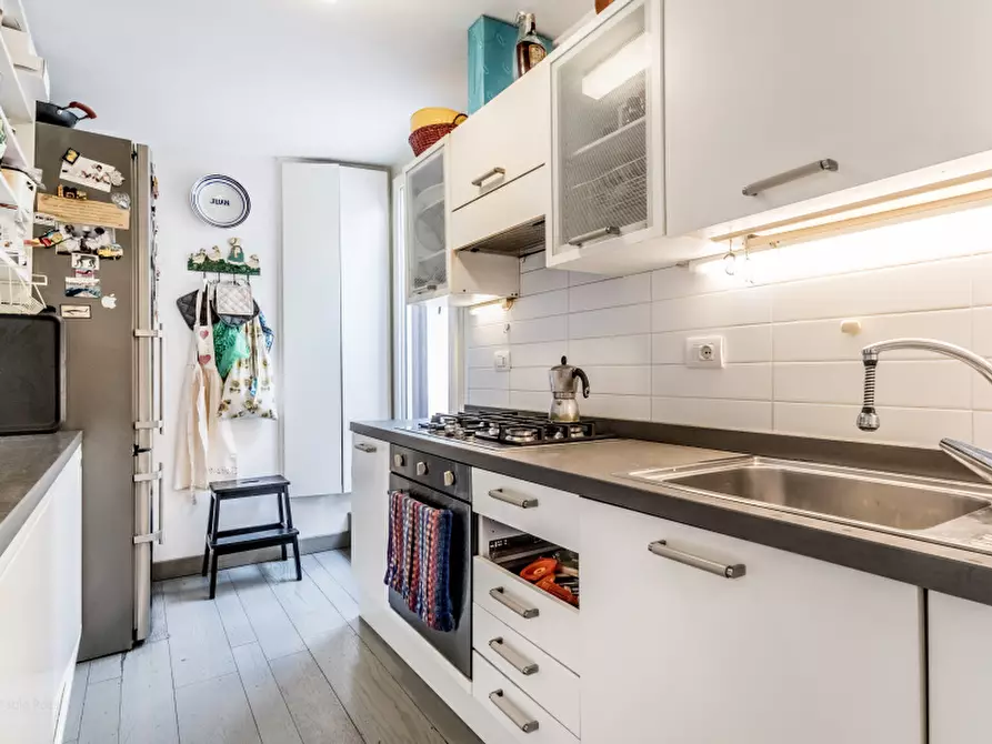 Immagine 16 di Appartamento in vendita  in Via degli Avignonesi a Roma