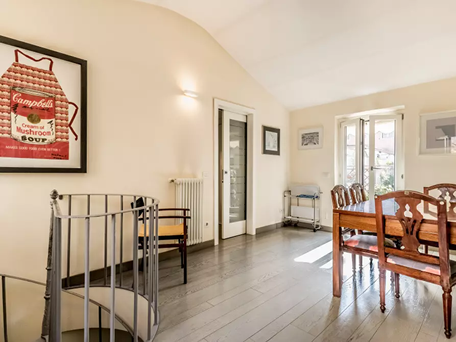 Immagine 19 di Appartamento in vendita  in Via degli Avignonesi a Roma