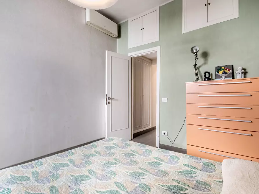 Immagine 34 di Appartamento in vendita  in Via degli Avignonesi a Roma