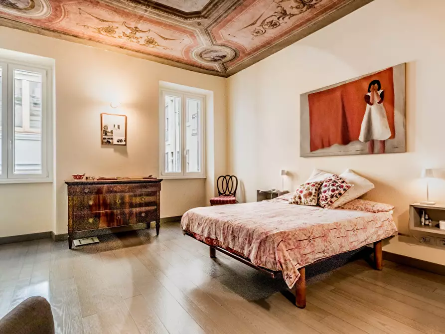 Immagine 39 di Appartamento in vendita  in Via degli Avignonesi a Roma