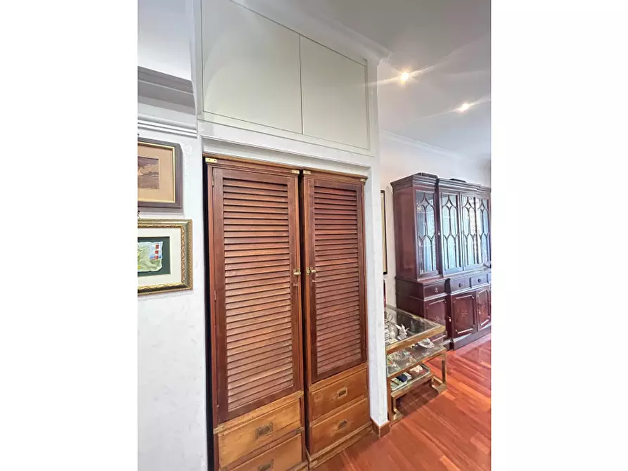 Immagine 25 di Appartamento in vendita  in Via dei Ginepri a Roma