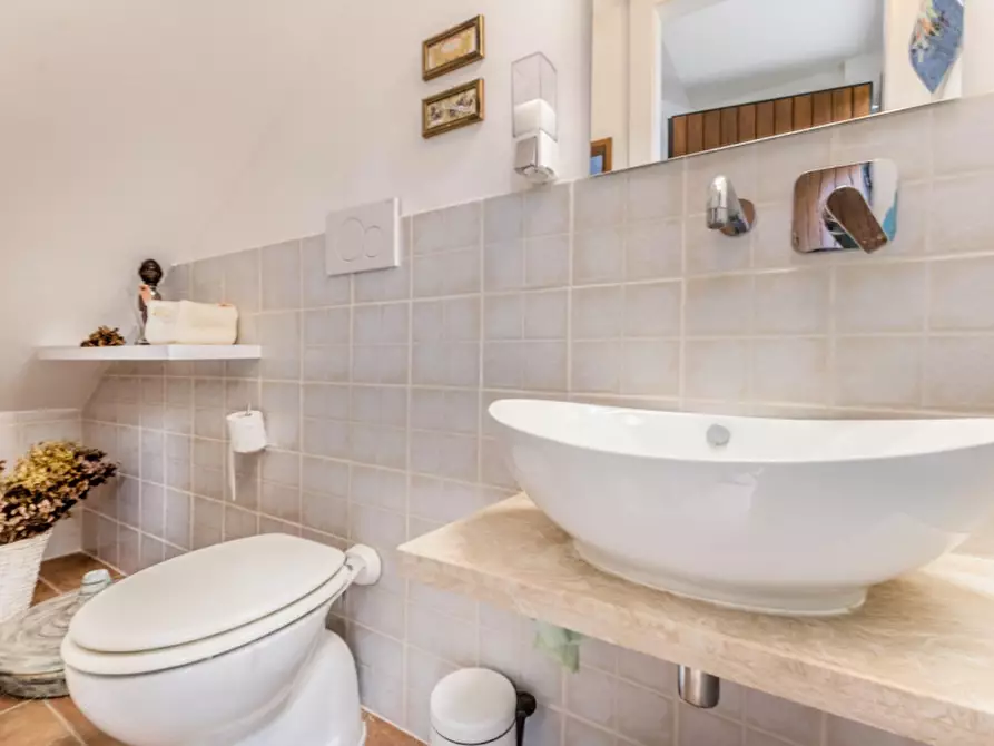 Immagine 32 di Villa in vendita  in Piazza del Poggio a Anzio