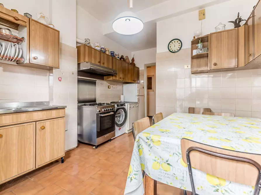 Immagine 29 di Appartamento in vendita  in Via Pizzo Bernina a Roma