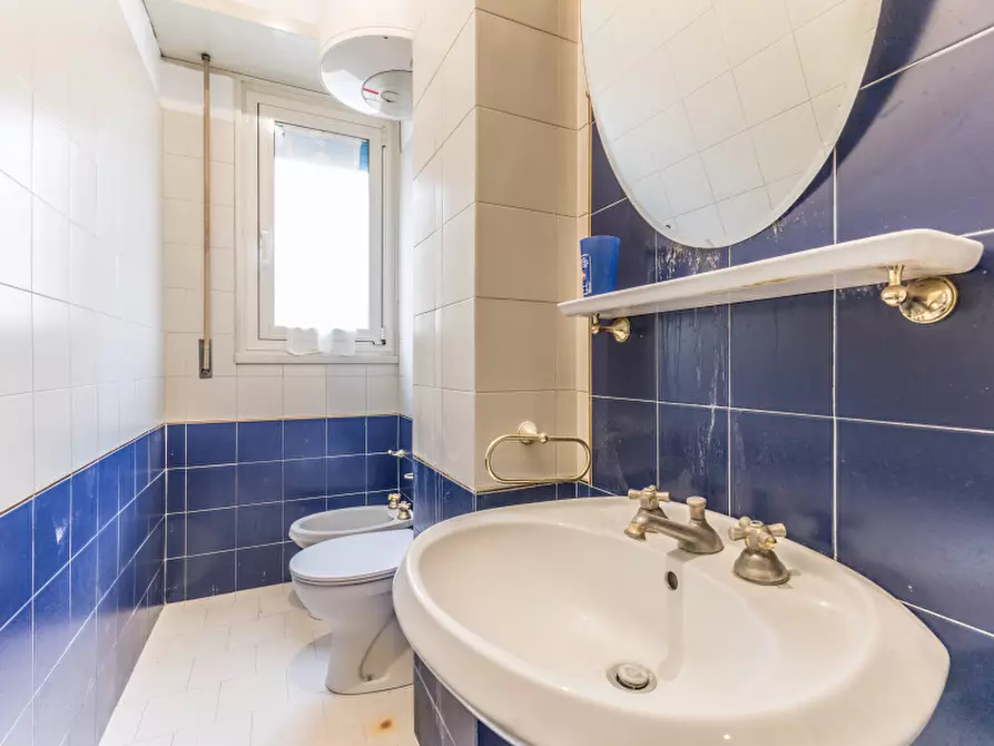 Immagine 23 di Appartamento in vendita  in Via Pizzo Bernina a Roma