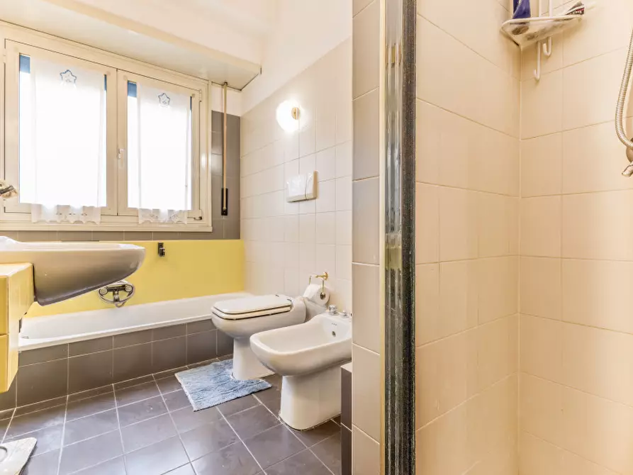 Immagine 22 di Appartamento in vendita  in Via Pizzo Bernina a Roma