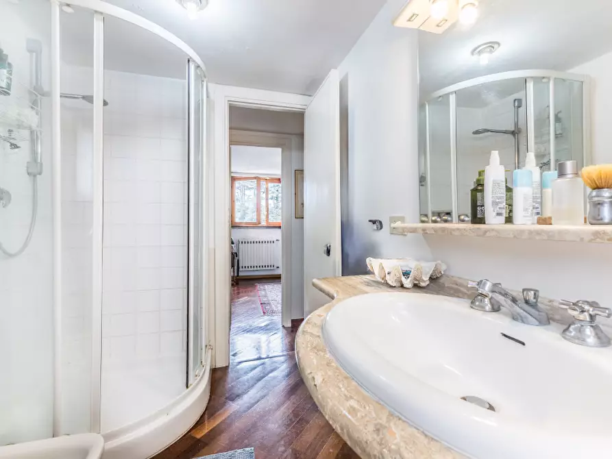 Immagine 26 di Villa in vendita  in Via Trionfale a Roma