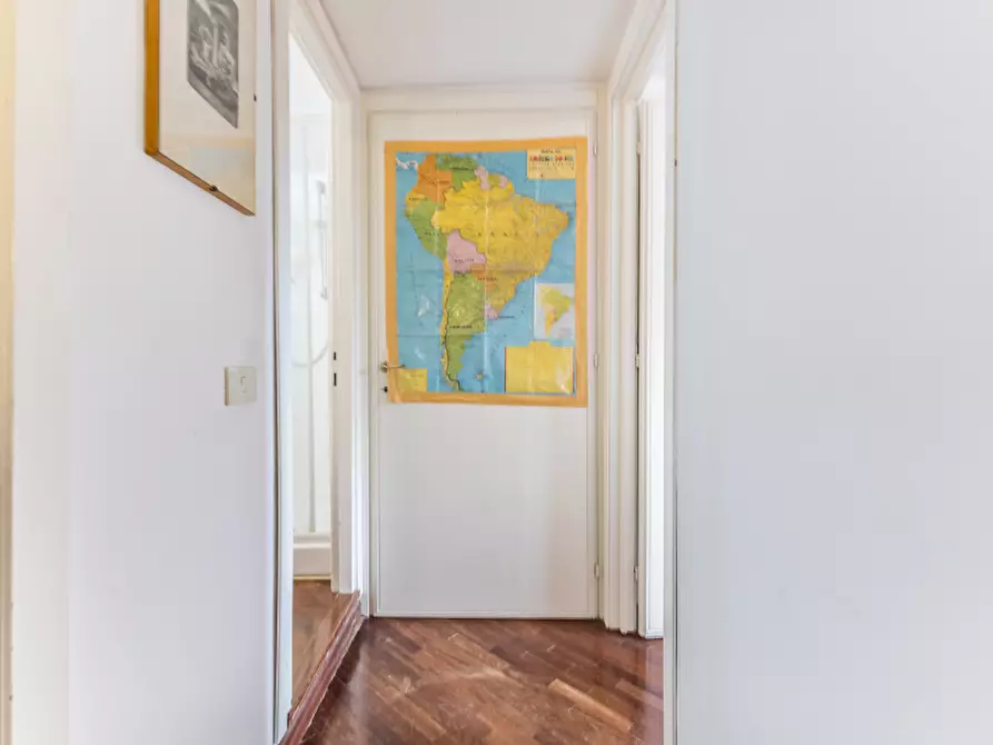 Immagine 27 di Villa in vendita  in Via Trionfale a Roma