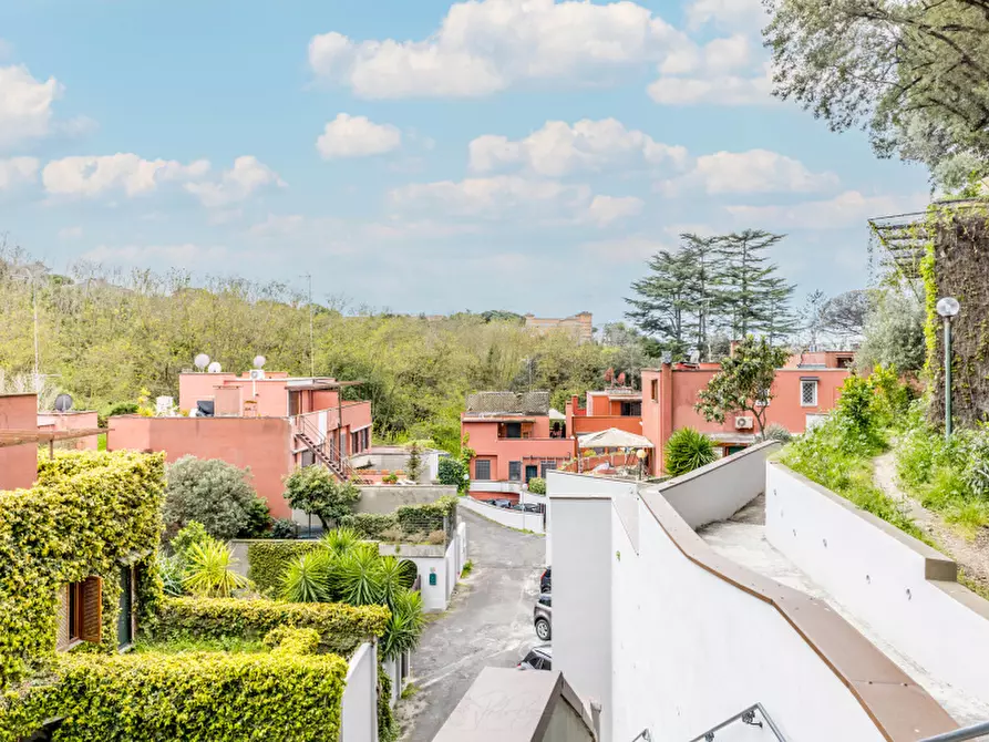 Immagine 29 di Villa in vendita  in Via Trionfale a Roma