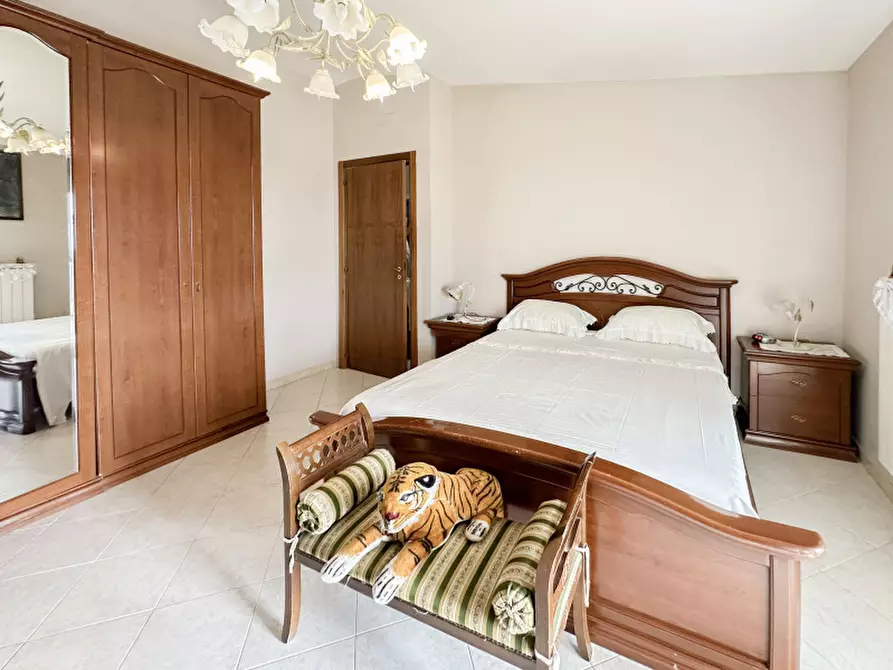 Immagine 11 di Appartamento in vendita  in Via Monfalcone a Santa Maria Capua Vetere