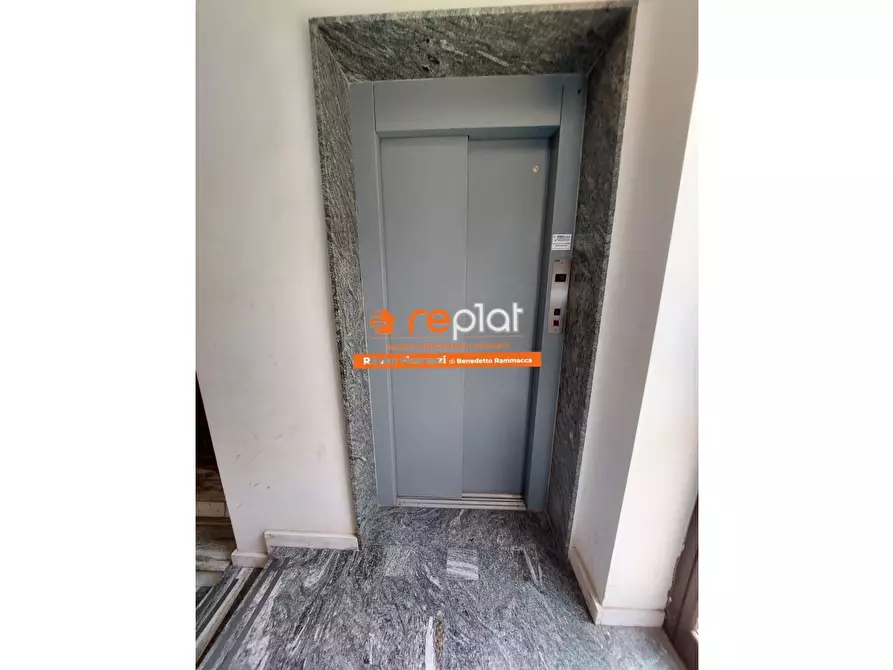 Immagine 20 di Appartamento in vendita  in Via Serpotta a Ficarazzi