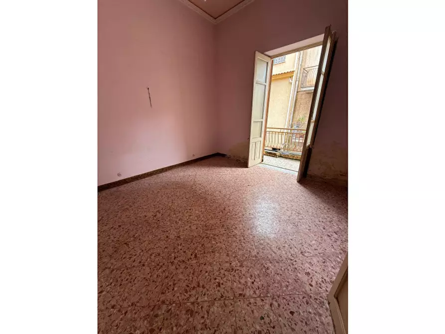 Immagine 11 di Appartamento in vendita  in Via Arco Santa Rosalia a Bagheria