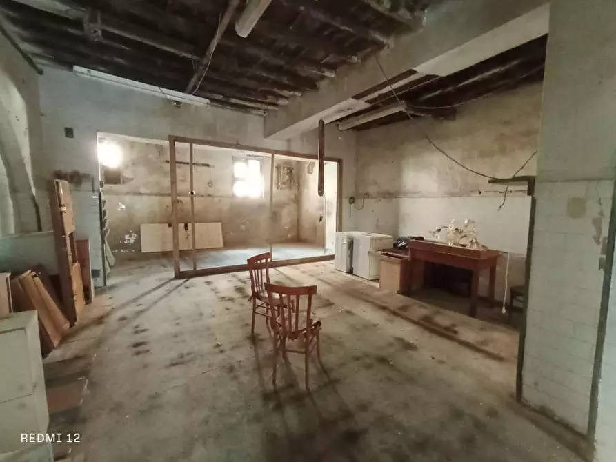 Immagine 9 di Palazzo in vendita  in Via Generale Armando Diaz a Bagheria