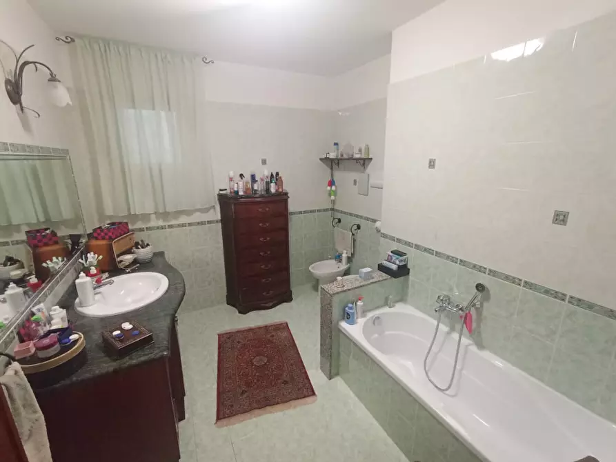 Immagine 23 di Appartamento in vendita  in Via Vincenzo Monti a Ficarazzi