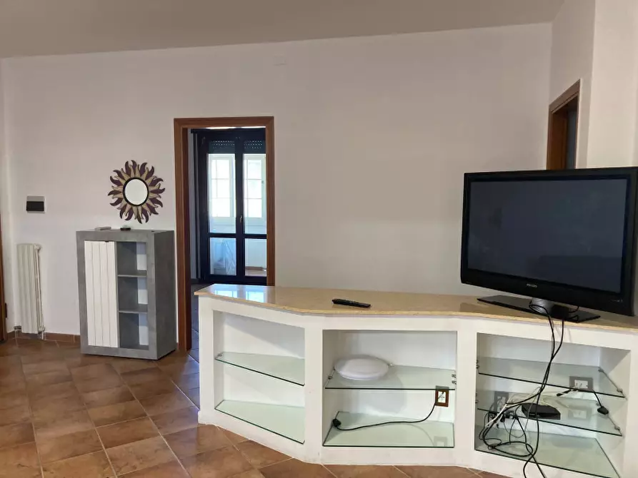 Immagine 8 di Appartamento in vendita  in Via Nino Bixio a Mesagne