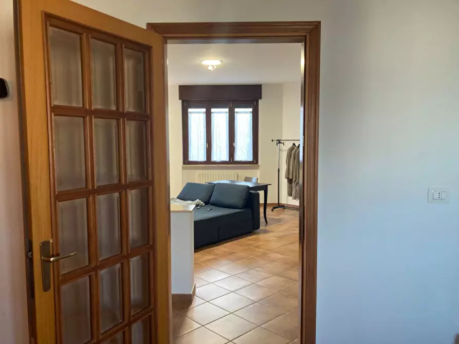 Immagine 12 di Appartamento in vendita  in Via Nino Bixio a Mesagne