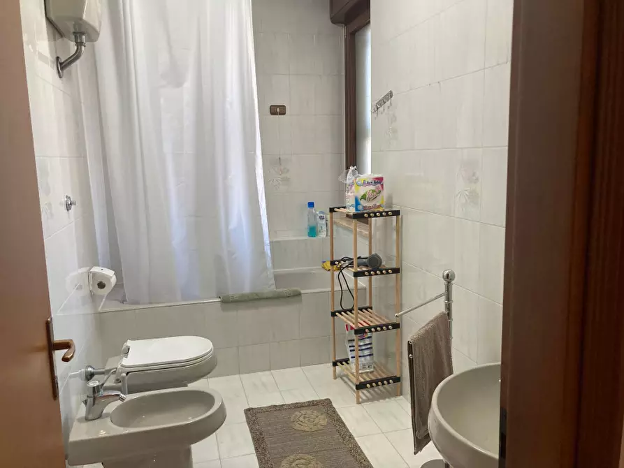 Immagine 20 di Appartamento in vendita  in Via Nino Bixio a Mesagne