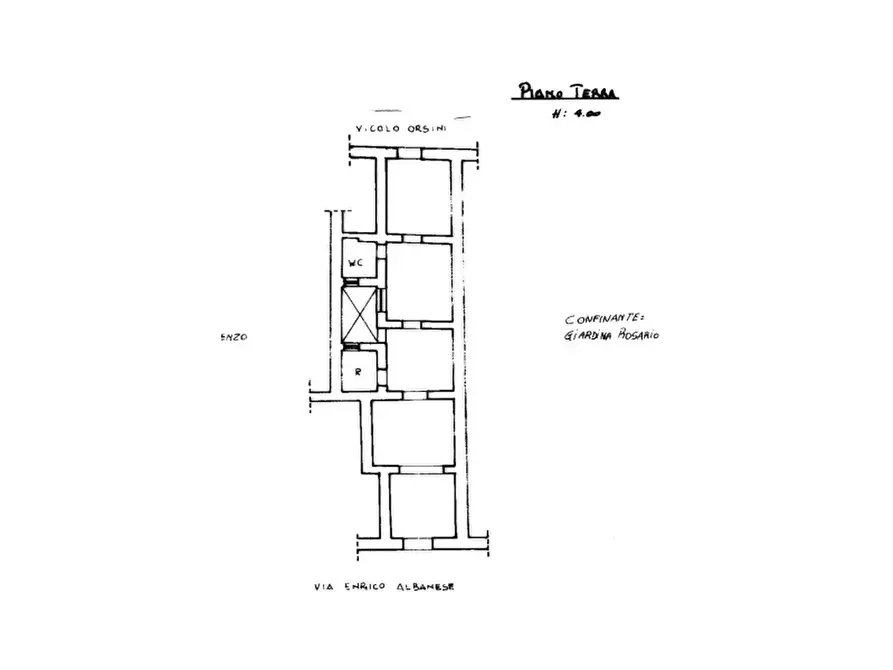 Immagine 2 di Negozio in vendita  in Via Enrico Albanese a Palermo