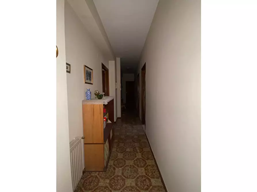 Immagine 3 di Appartamento in vendita  in Via Medici a Sant'agata Di Militello