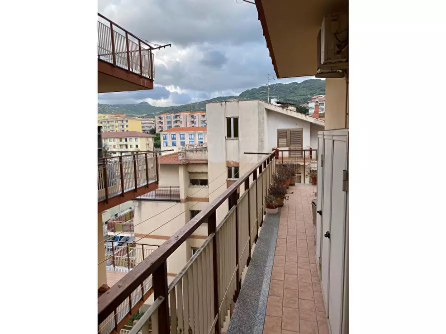 Immagine 20 di Appartamento in vendita  in Via Medici a Sant'agata Di Militello