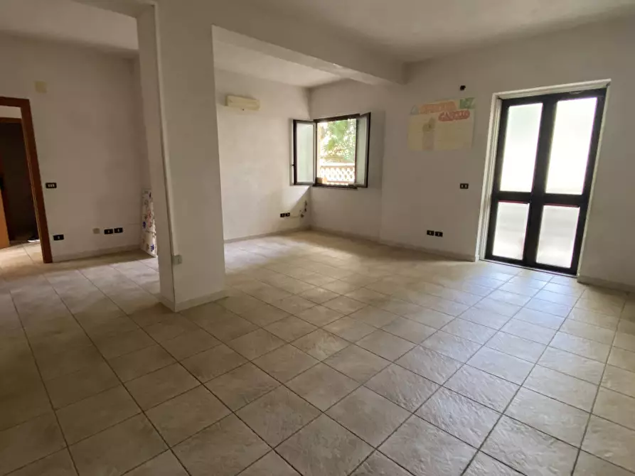 Immagine 8 di Ufficio in affitto  in Via Cappuccinelli a Sant'agata Di Militello