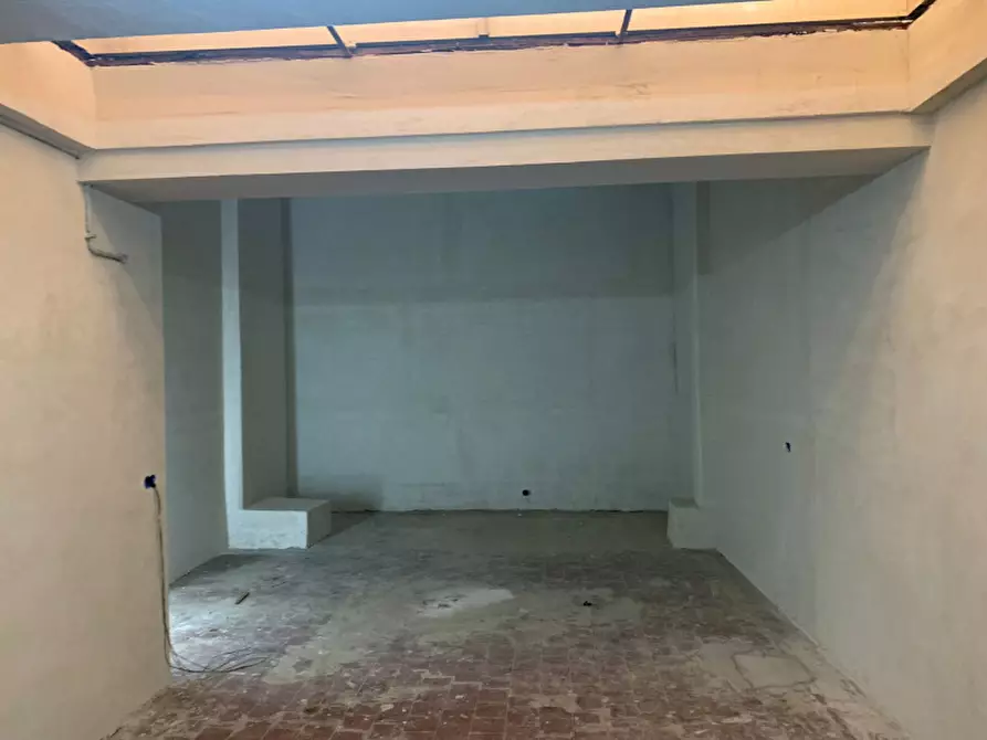 Immagine 12 di Box auto in vendita  in Via Imperatore Federico a Palermo