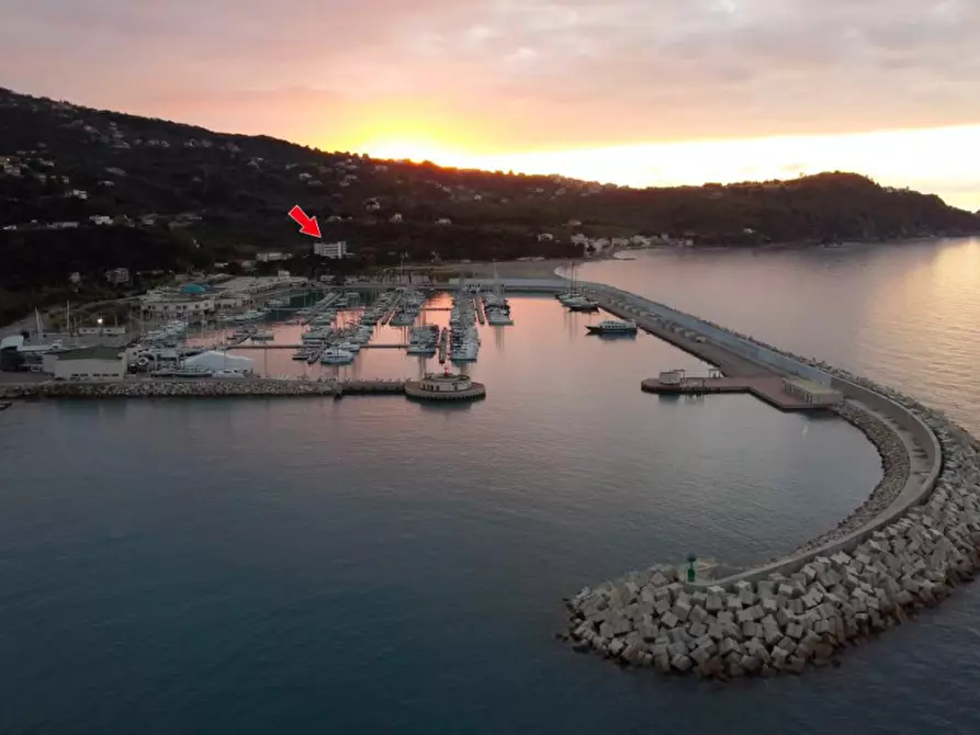 Immagine 4 di Appartamento in vendita  in Contrada Bagnoli a Capo D'orlando