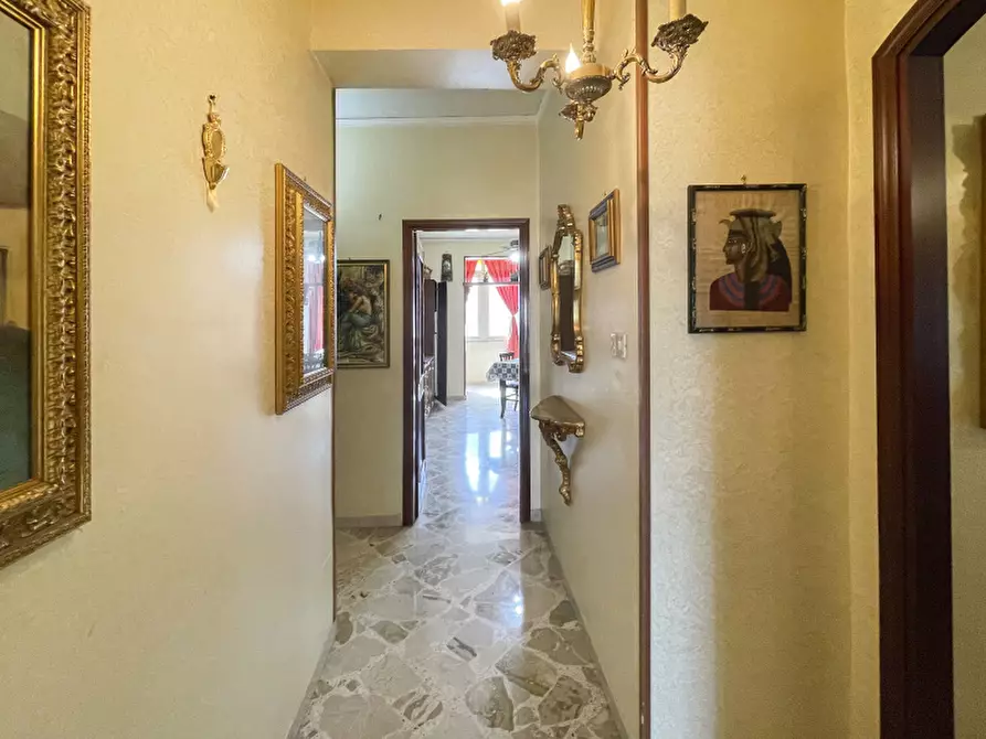 Immagine 6 di Appartamento in vendita  in Via Vincenzo Ajovalasit a Palermo