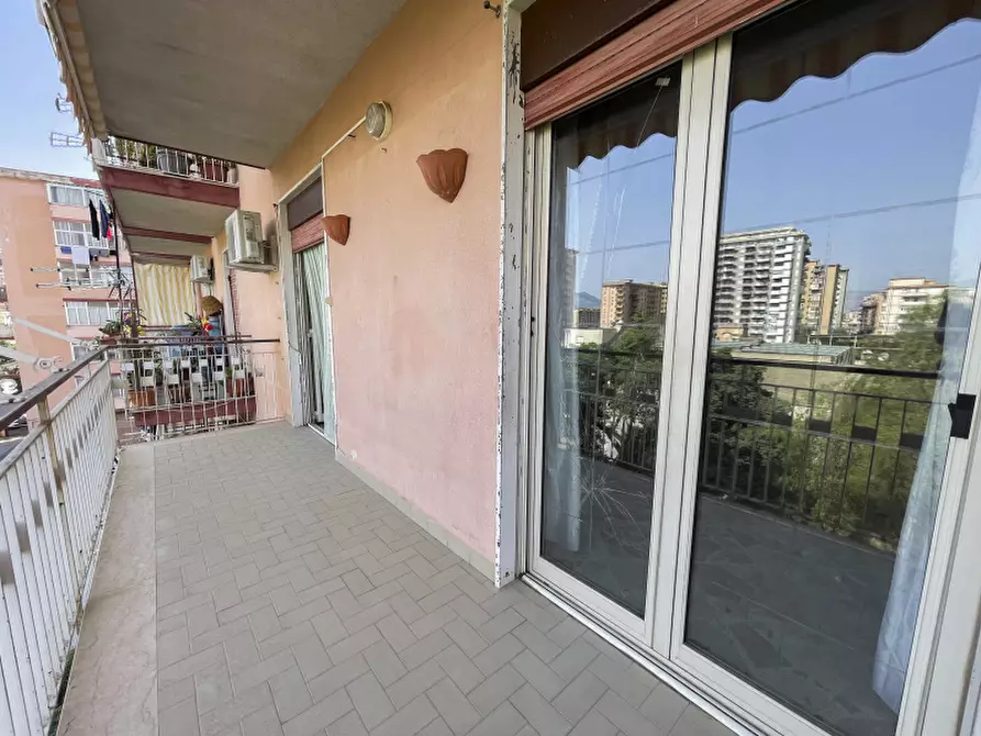 Immagine 29 di Appartamento in vendita  in Via Vincenzo Ajovalasit a Palermo
