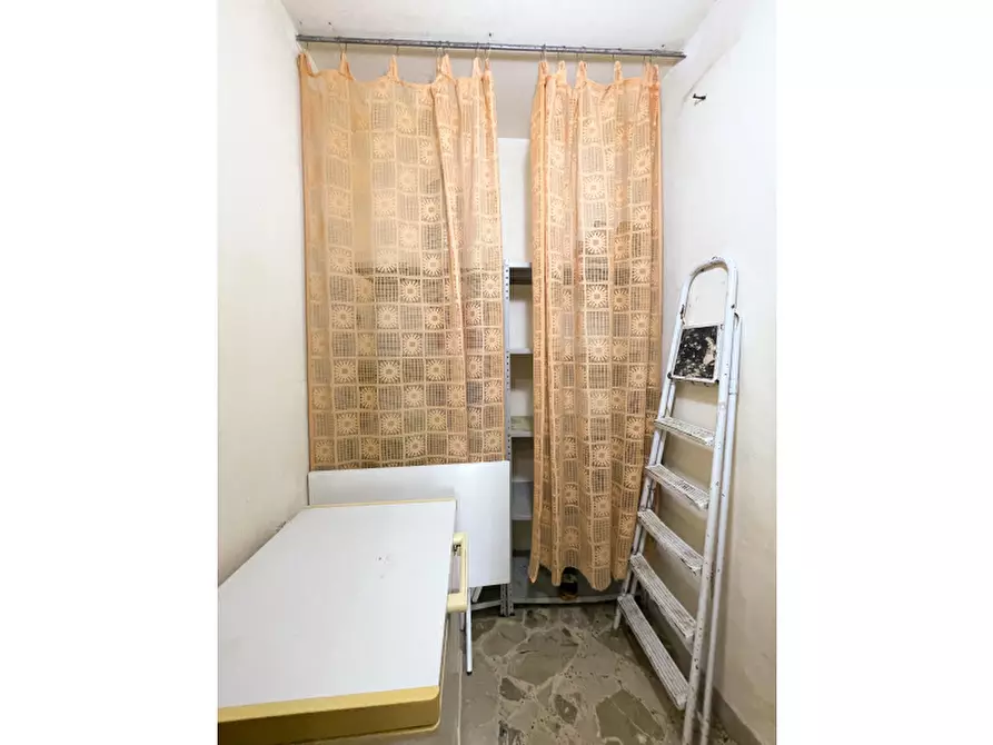 Immagine 26 di Appartamento in vendita  in Via Vincenzo Ajovalasit a Palermo