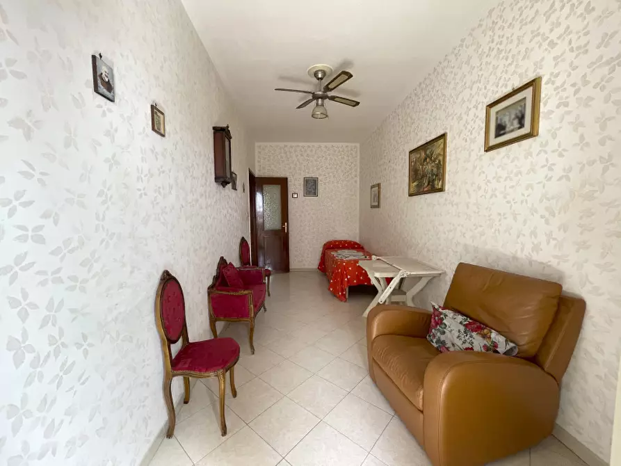 Immagine 11 di Appartamento in vendita  in Via Vincenzo Ajovalasit a Palermo