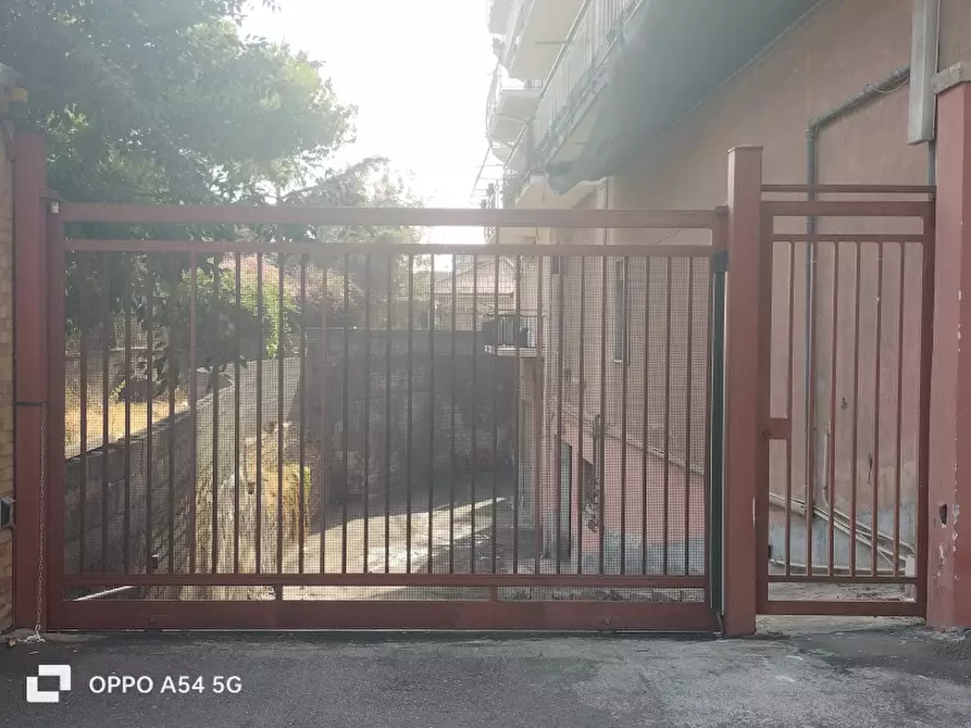 Immagine 4 di Box auto in vendita  in Via Giovanni Fattori a Catania