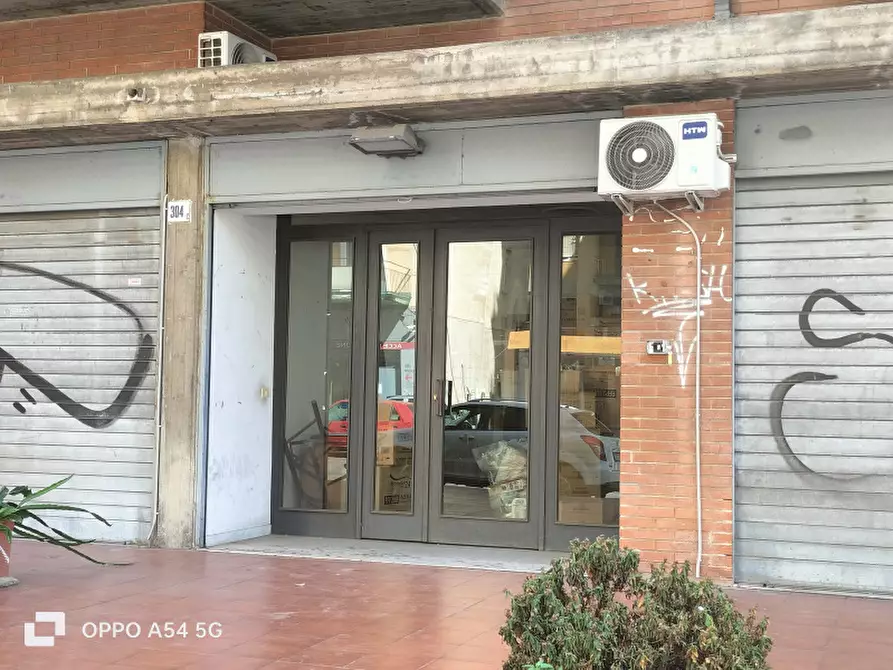 Immagine 4 di Negozio in vendita  in Via Messina a Catania