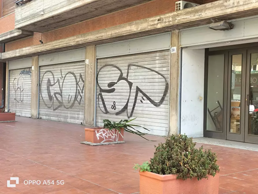 Immagine 3 di Negozio in vendita  in Via Messina a Catania