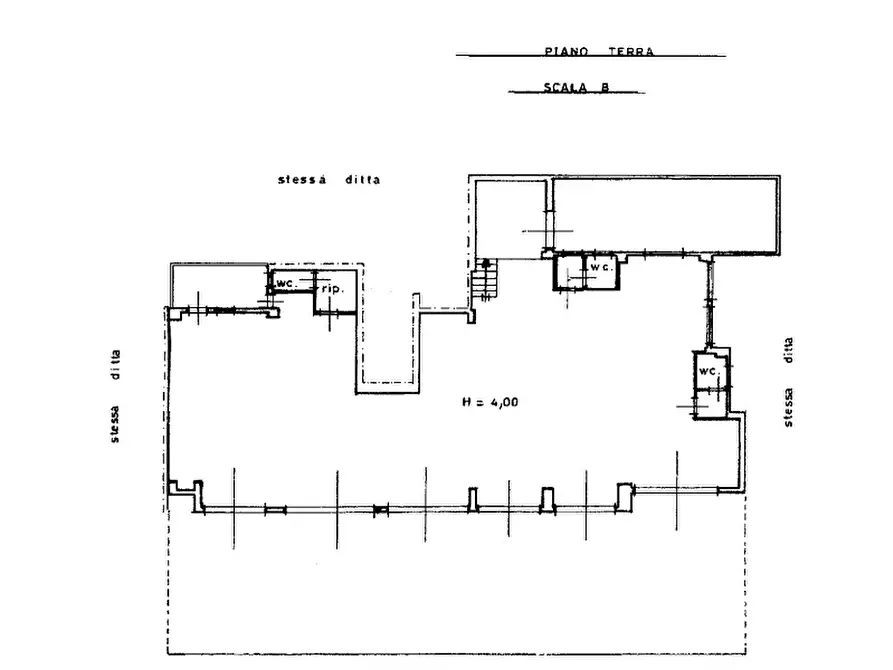 Immagine 2 di Negozio in vendita  in Via Messina a Catania