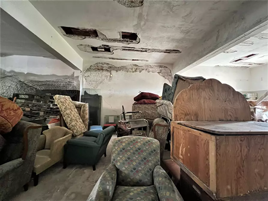 Immagine 6 di Capannone industriale in vendita  in Via Tago a Bagheria