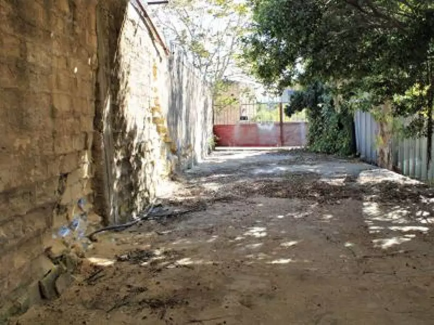 Immagine 9 di Capannone industriale in vendita  in Via Catullo a Bagheria