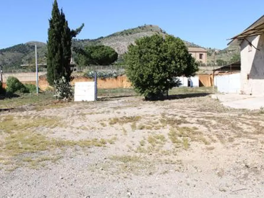 Immagine 11 di Capannone industriale in vendita  in Via Catullo a Bagheria