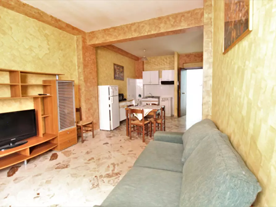 Immagine 2 di Appartamento in vendita  in Via N. Derelitto a Bagheria