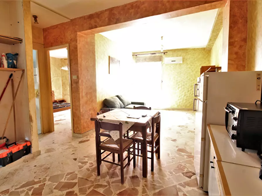 Immagine 3 di Appartamento in vendita  in Via N. Derelitto a Bagheria