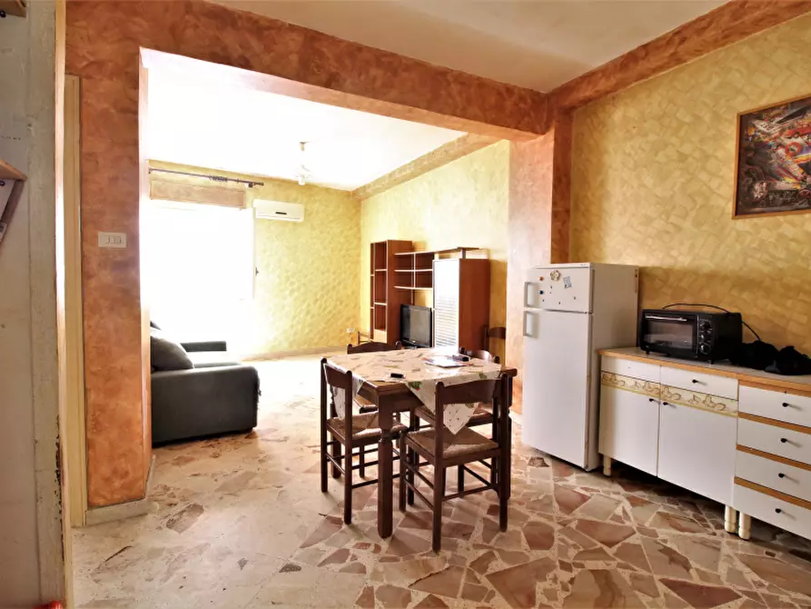 Immagine 4 di Appartamento in vendita  in Via N. Derelitto a Bagheria
