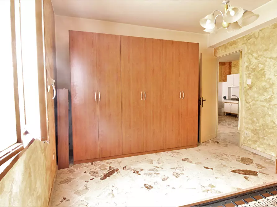 Immagine 9 di Appartamento in vendita  in Via N. Derelitto a Bagheria