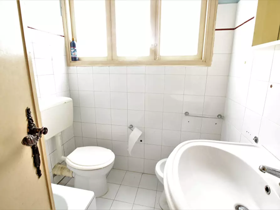 Immagine 11 di Appartamento in vendita  in Via N. Derelitto a Bagheria