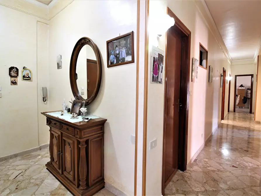 Immagine 8 di Appartamento in vendita  in Via La Masa a Bagheria