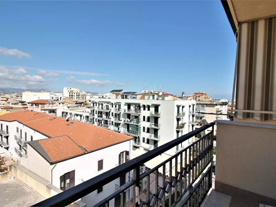 Immagine 6 di Appartamento in vendita  in Via La Masa a Bagheria